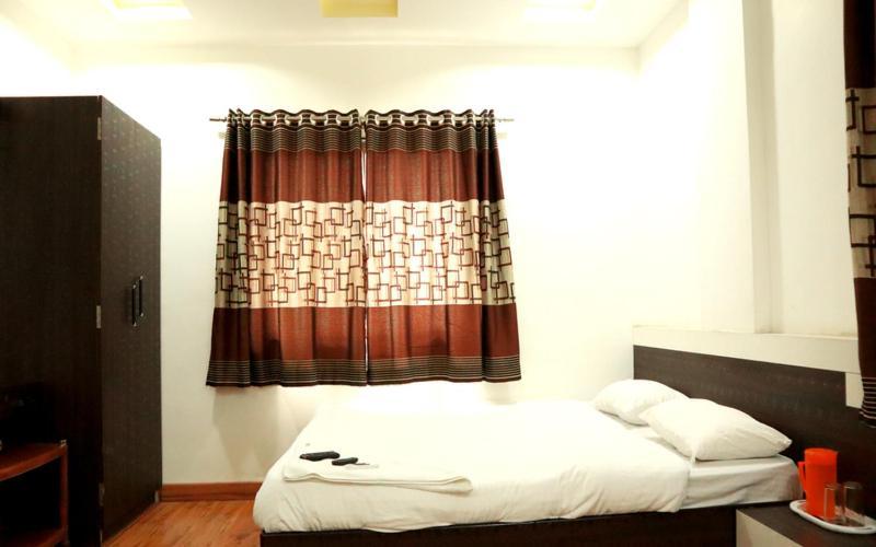 Hotel United House Shirdi Extérieur photo